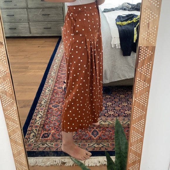 Stylish Brown Polka Dot Pants - Picture 4 of 15